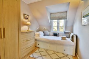 Photo 25- click for photo gallery